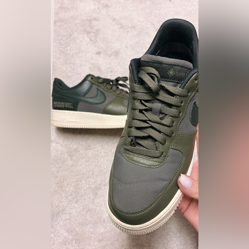 Nike shoes